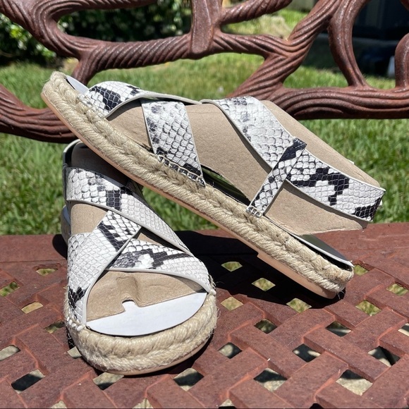 💋NWT Marc fisher snake embossed leather & rope buckle sandal - Picture 10 of 13